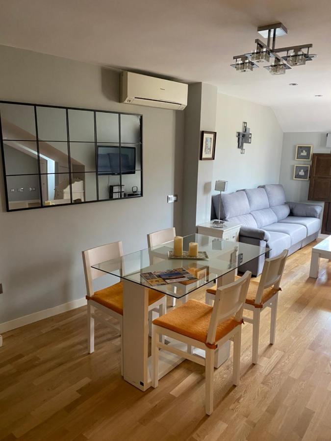 Vut Duplex Miraluz Apartment *